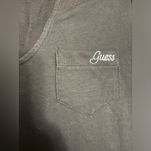 Women’s Guess T-Shirt - Picture 2 of 3